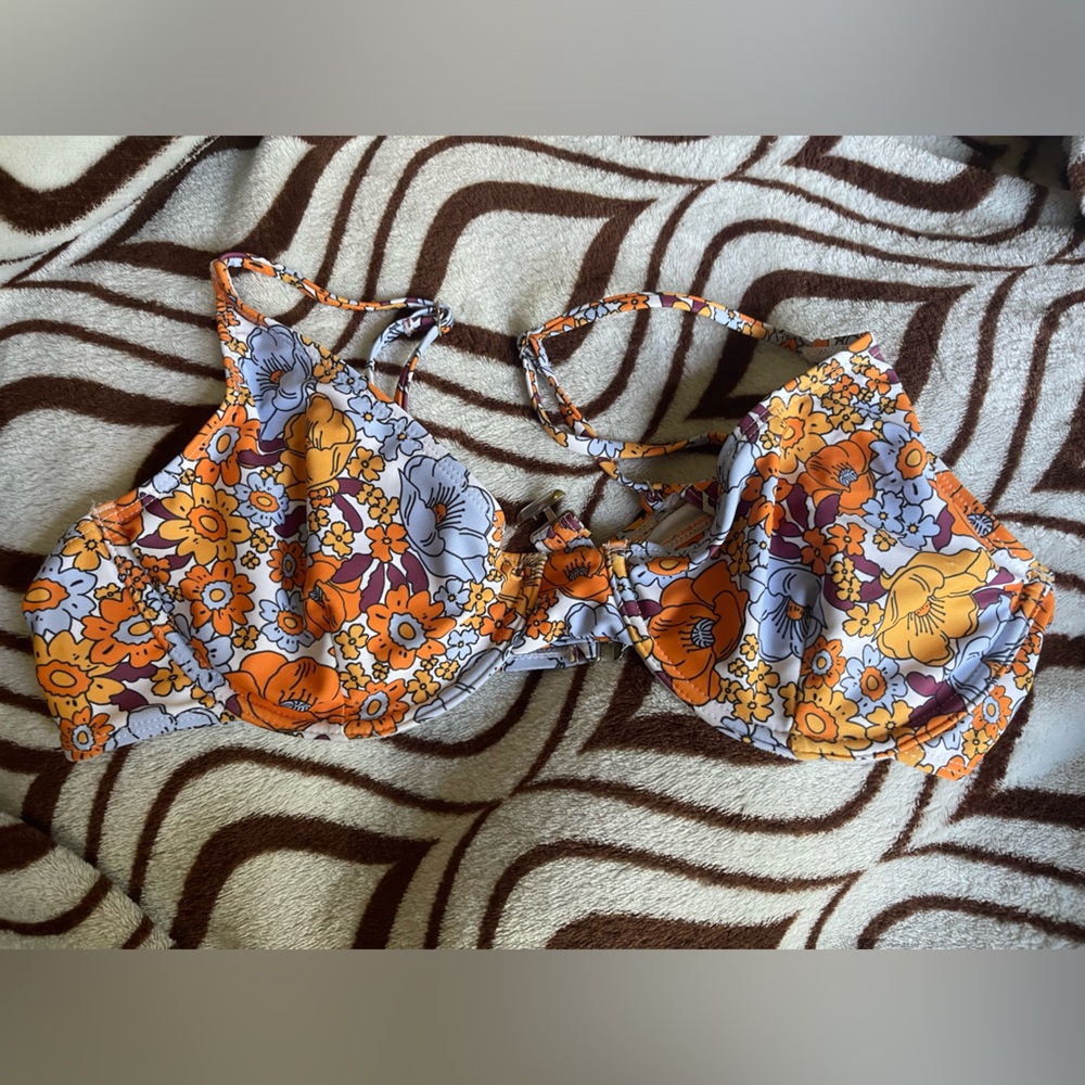 Bikini top